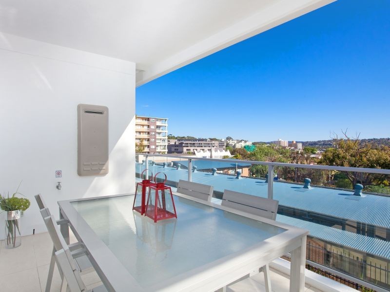 6/72-74 Pacific Parade, Dee Why NSW 2099