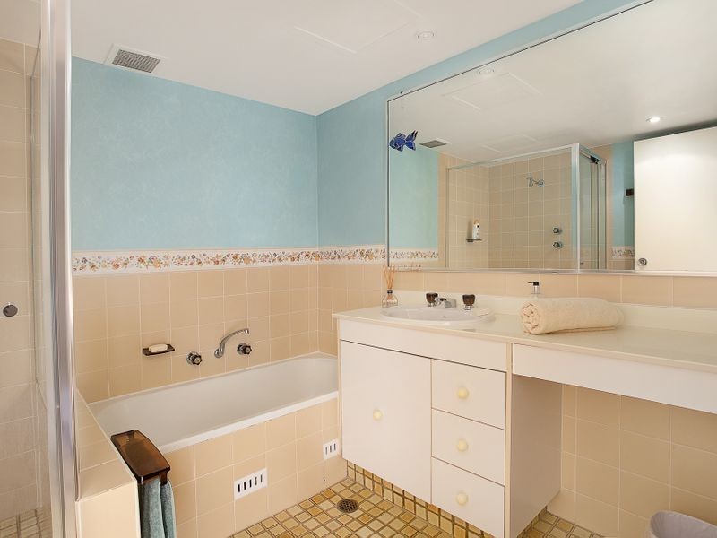 8/24 The Crescent, Dee Why NSW 2099