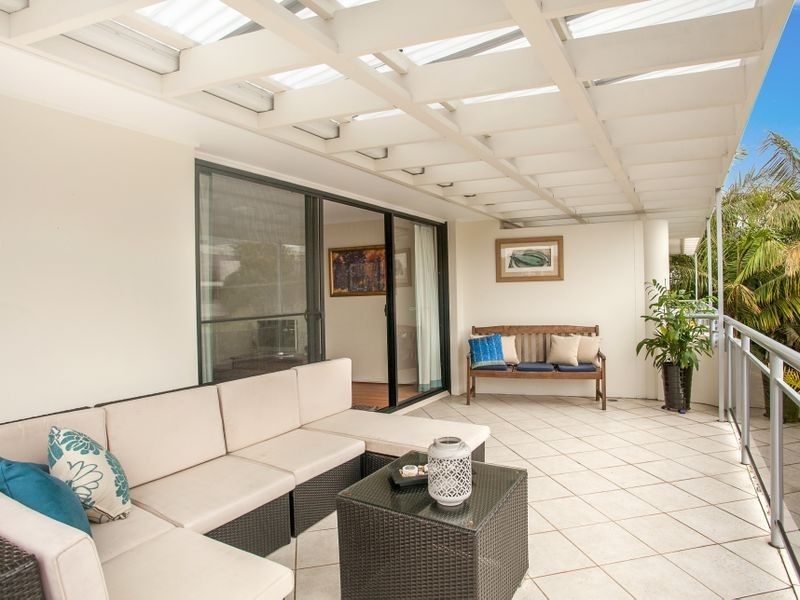 8/11-13 Clarence Avenue, Dee Why NSW 2099