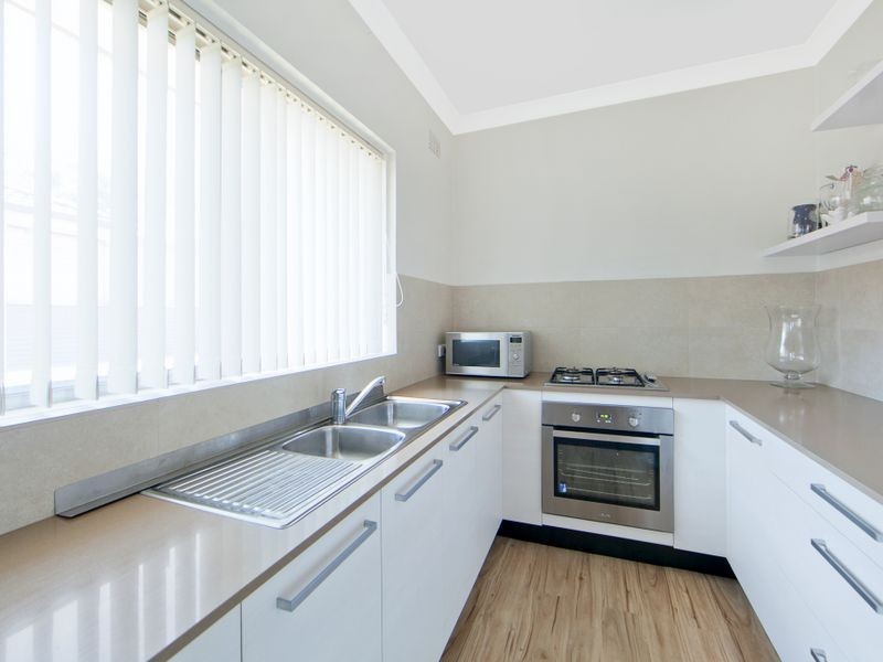 6/4 Holborn Avenue, Dee Why NSW 2099