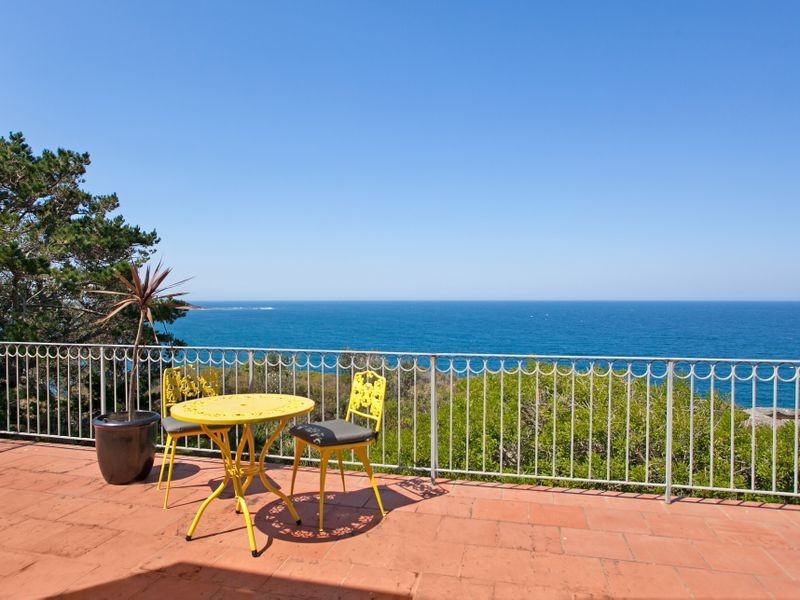 14 Summit Avenue, Dee Why NSW 2099