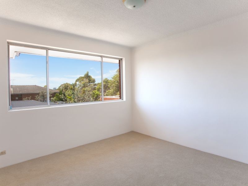 18/14 Campbell Parade, Manly Vale NSW 2093