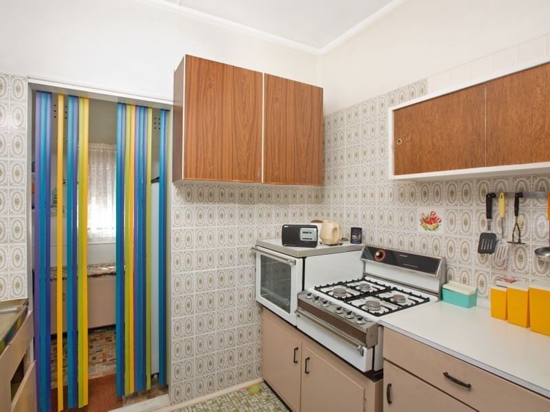 84 Abbott Road, North Curl Curl NSW 2099