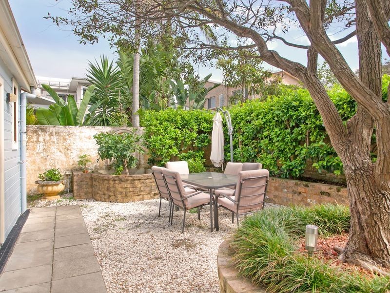 34 Surf Road, North Curl Curl NSW 2099