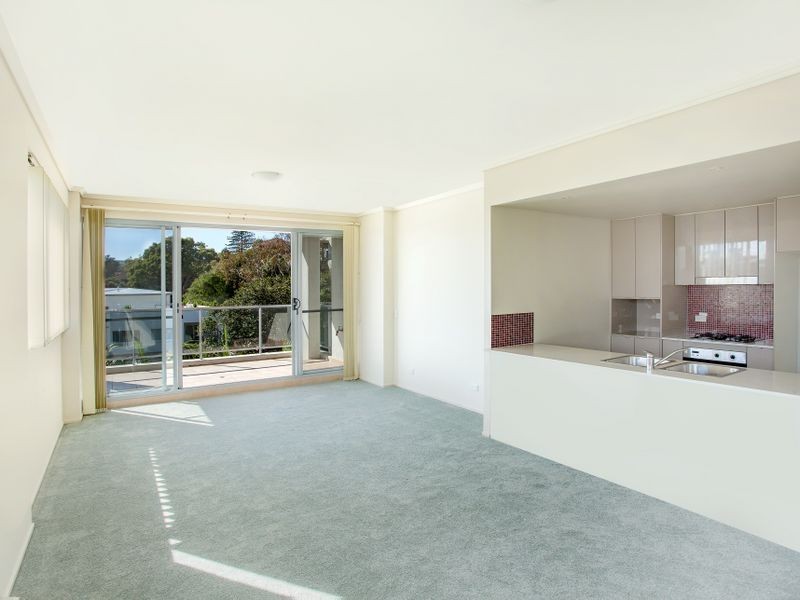 B32/31-37 Pacific Parade, Dee Why NSW 2099