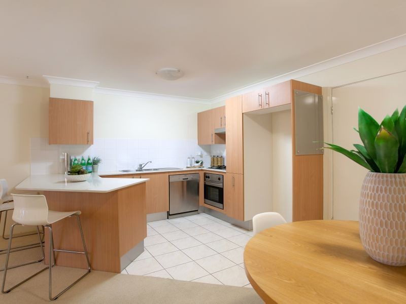 4/50-52 Old Pittwater Road, Brookvale NSW 2100