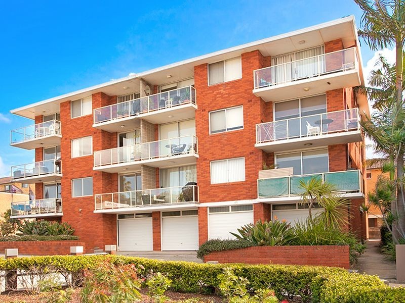 3/2 The Strand, Dee Why NSW 2099
