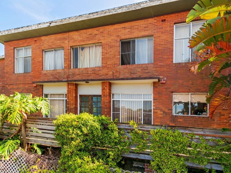 69 Mcintosh Road, Narraweena NSW 2099
