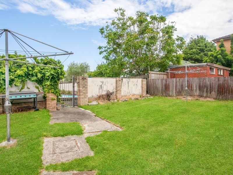 69 Mcintosh Road, Narraweena NSW 2099