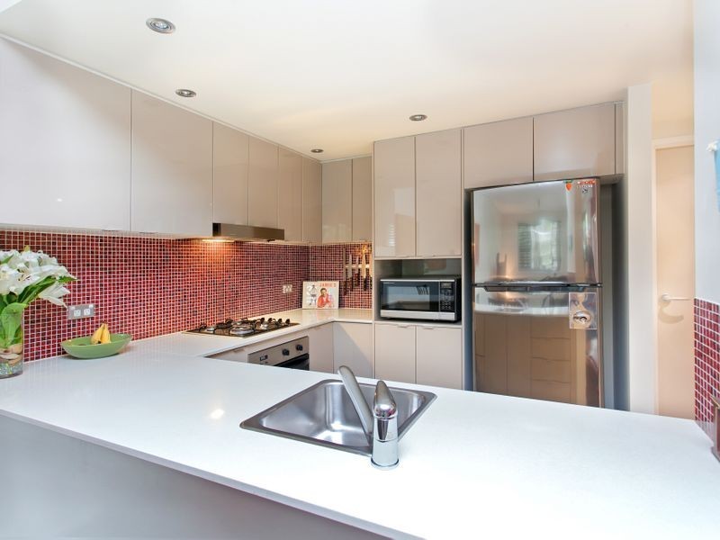 B15/31-37 Pacific Parade, Dee Why NSW 2099