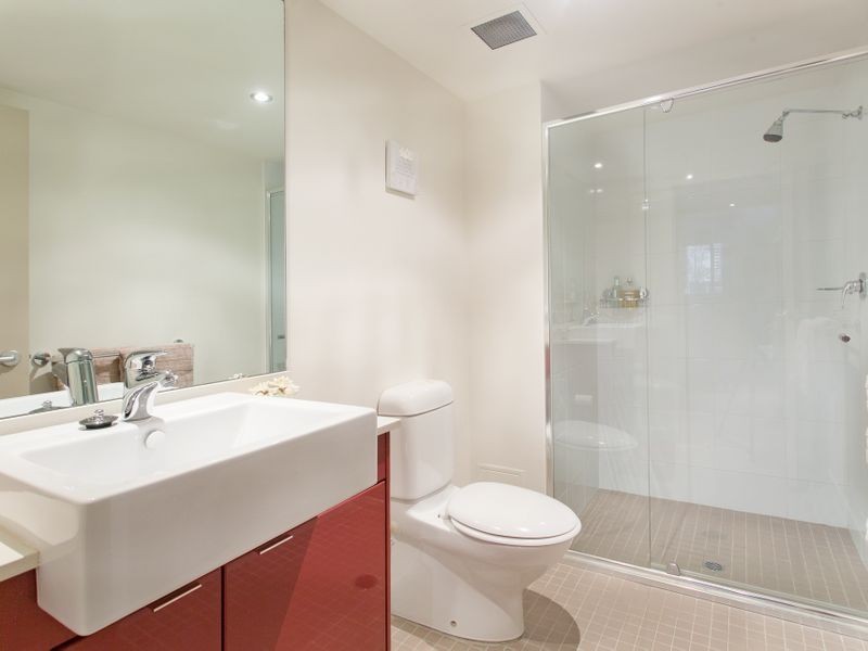 B15/31-37 Pacific Parade, Dee Why NSW 2099