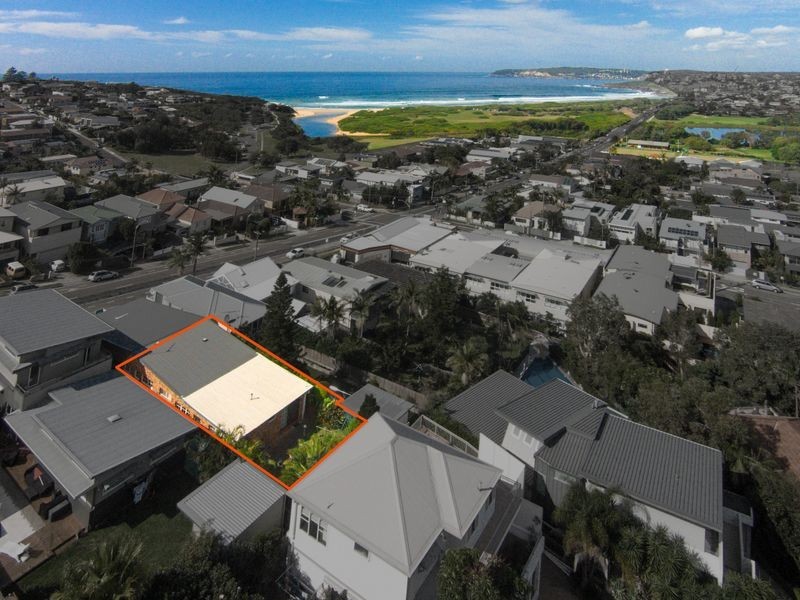2/40 Griffin Road, North Curl Curl NSW 2099