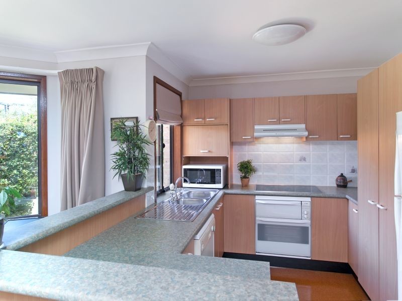 37 Spring Road, North Curl Curl NSW 2099