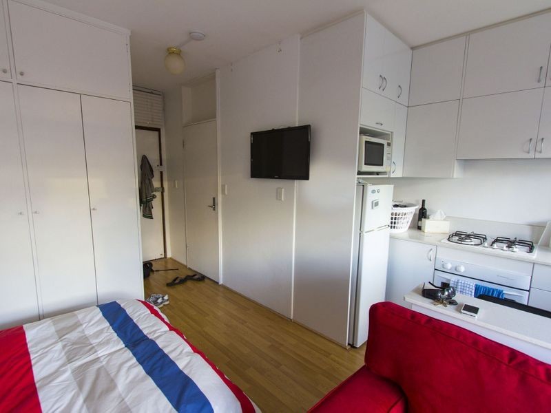 2/2 Monash Parade, Dee Why NSW 2099