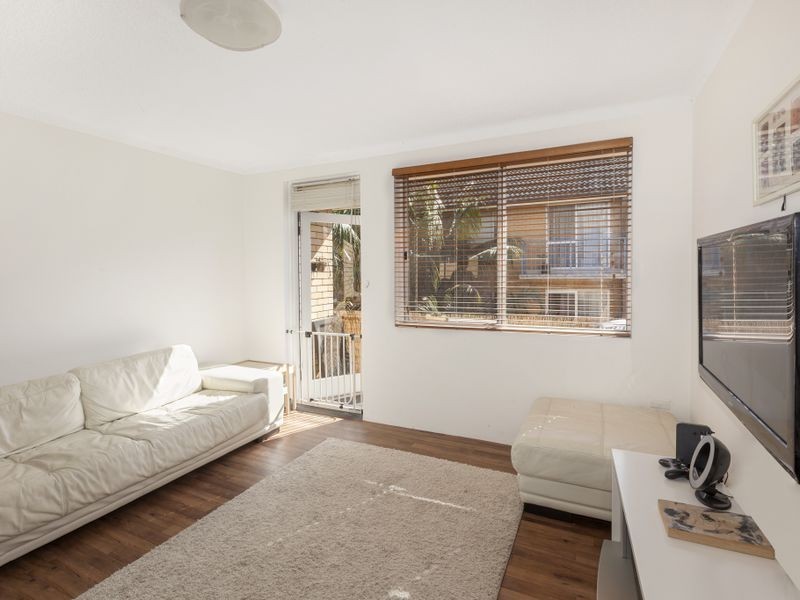 11/8 Avon Road, Dee Why NSW 2099