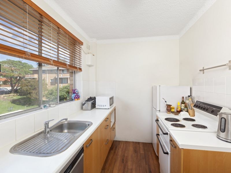 11/8 Avon Road, Dee Why NSW 2099