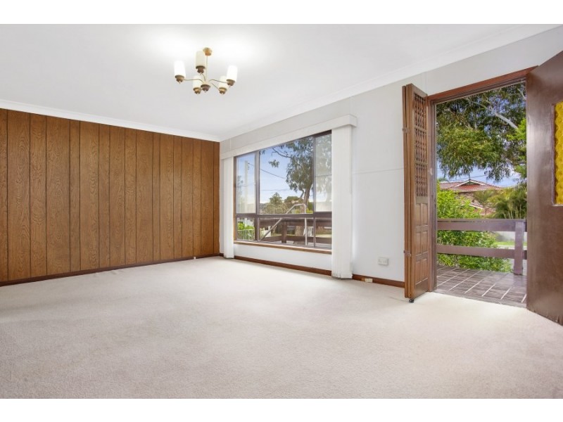 1 Karoola Street, Narraweena NSW 2099