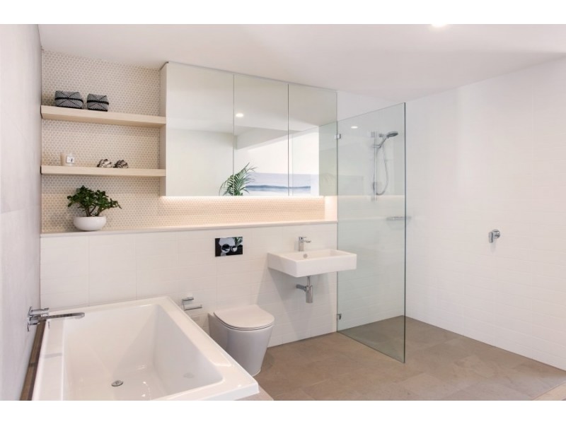 1 Walsh Street, Narrabeen NSW 2101