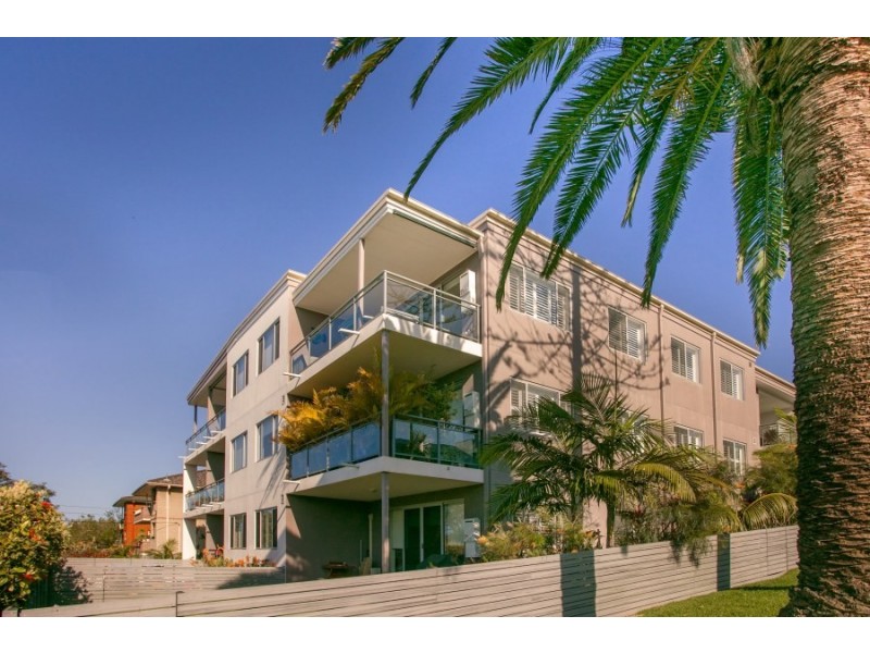 17/6 The Crescent, Dee Why NSW 2099