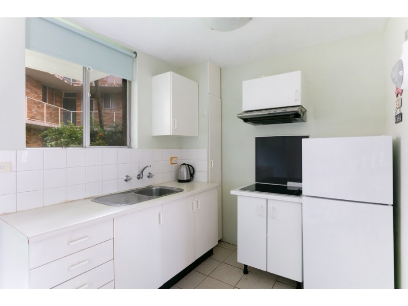 8/28 Howard Avenue, Dee Why NSW 2099