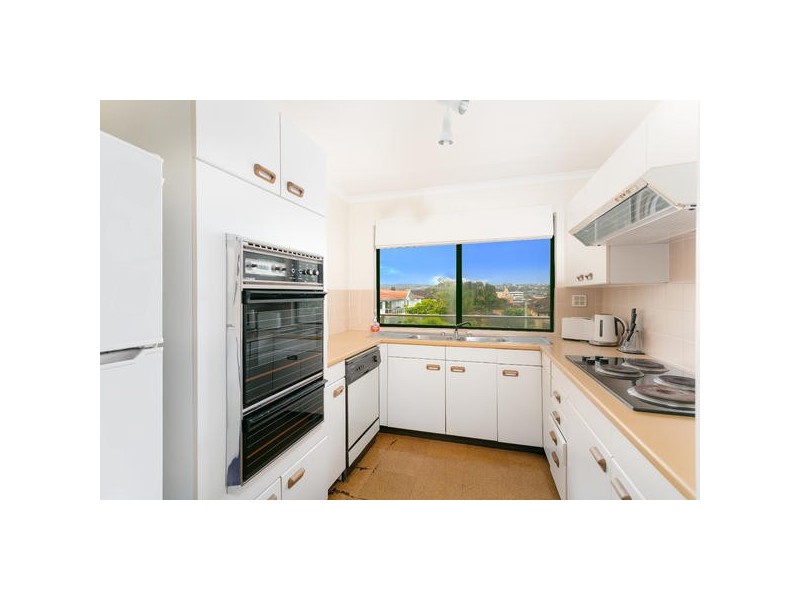 9/131 Pacific Parade, Dee Why NSW 2099