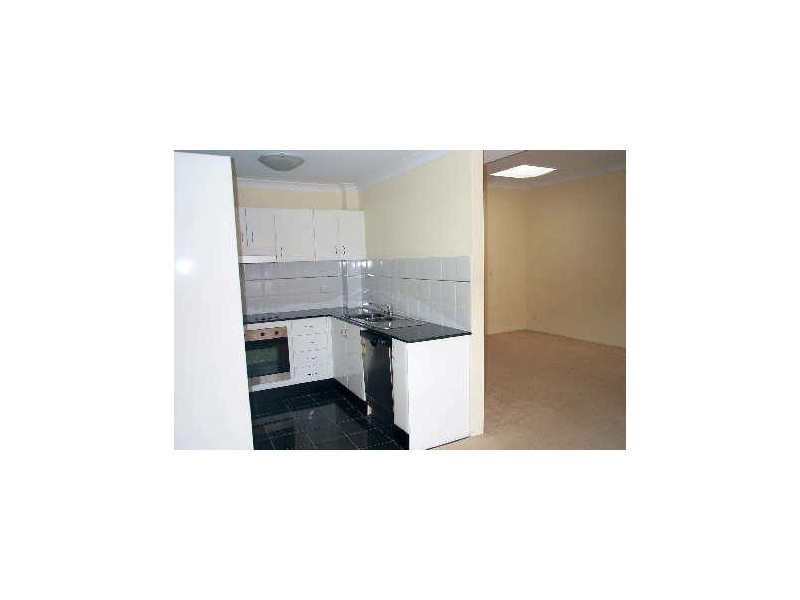 13/52 Howard Avenue, Dee Why NSW 2099