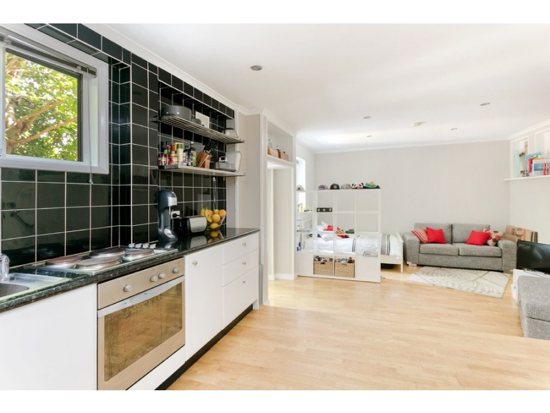 217 Headland Road, North Curl Curl NSW 2099