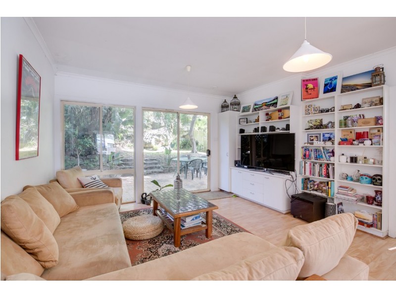 30 Adams Street, Curl Curl NSW 2096