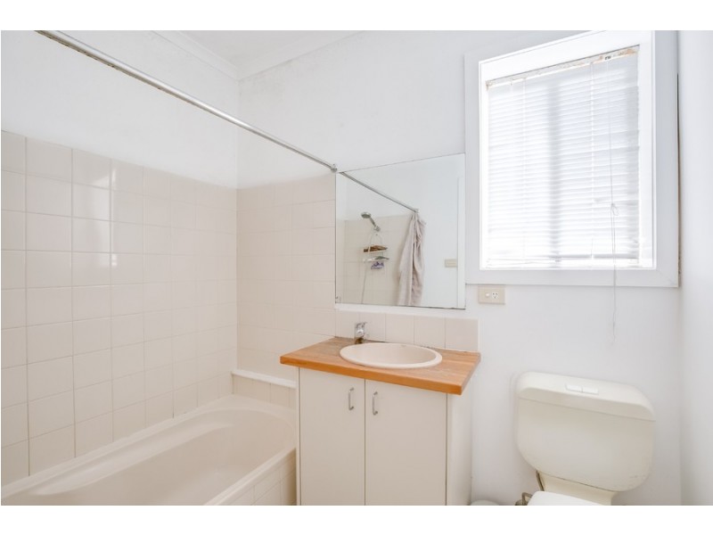 30 Adams Street, Curl Curl NSW 2096
