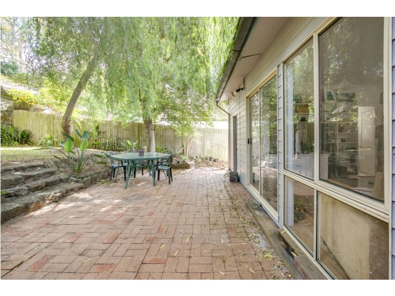 30 Adams Street, Curl Curl NSW 2096