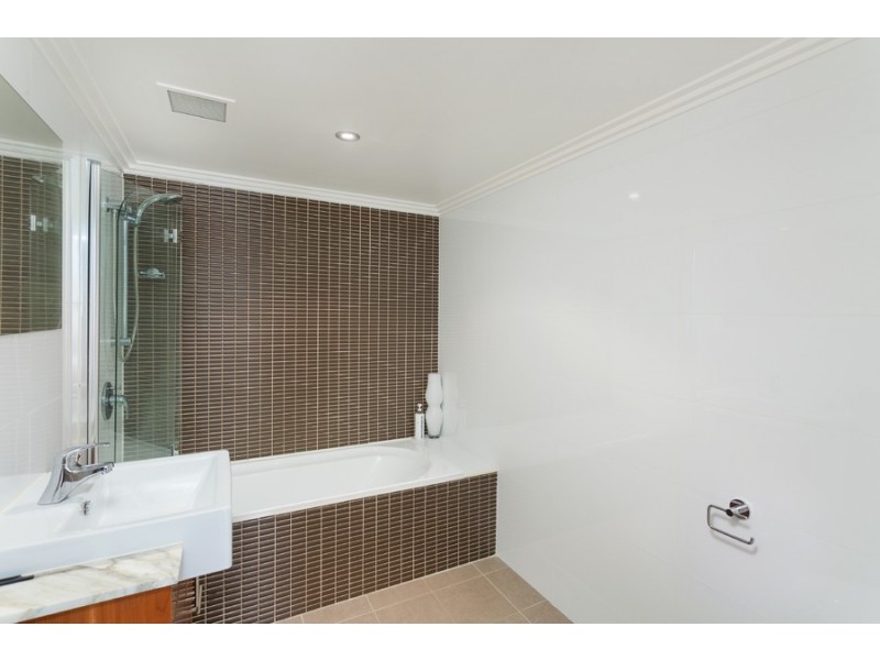 2/31-33 Sturdee Parade, Dee Why NSW 2099