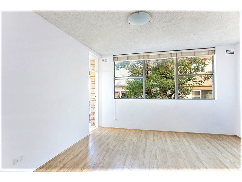 8/19 Wheeler Parade, Dee Why NSW 2099