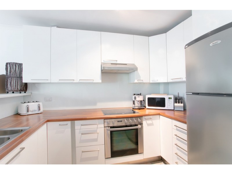 8/7 Clyde Road, Dee Why NSW 2099