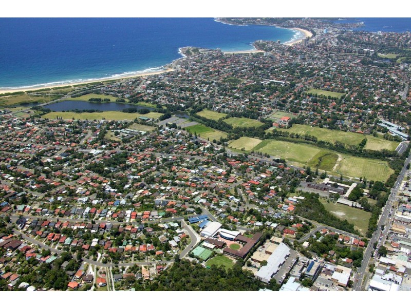 88 Abbott Road, North Curl Curl NSW 2099