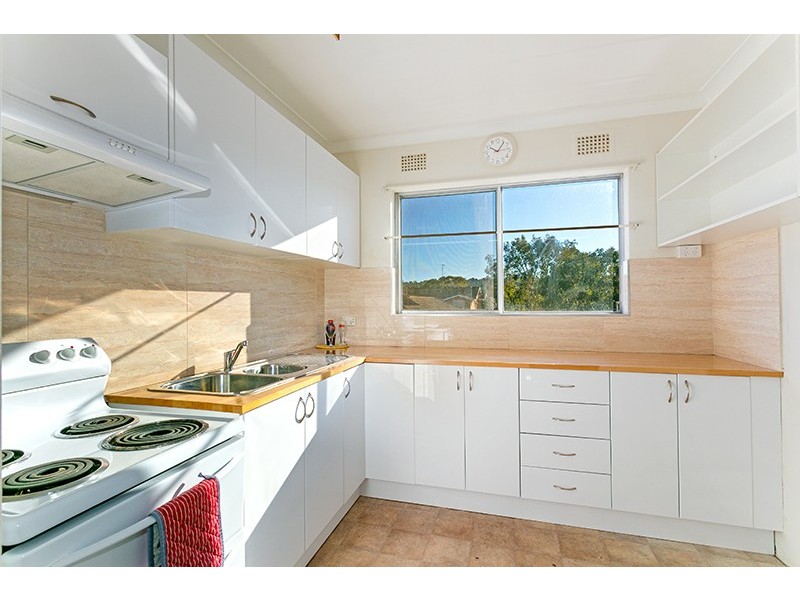 8/6 Kempsey Close, Dee Why NSW 2099