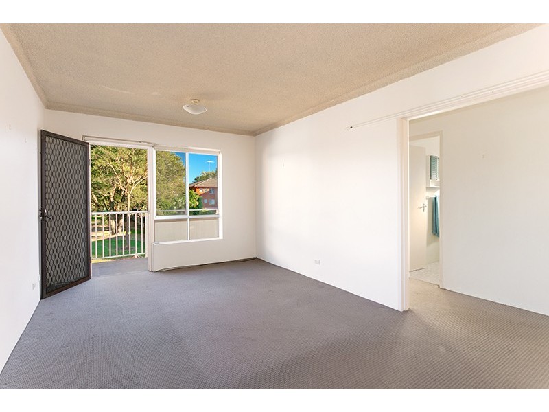 8/6 Kempsey Close, Dee Why NSW 2099