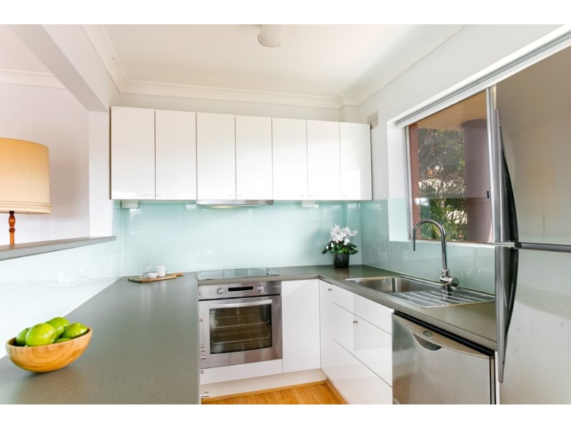 1/6 Regent Street, Dee Why NSW 2099