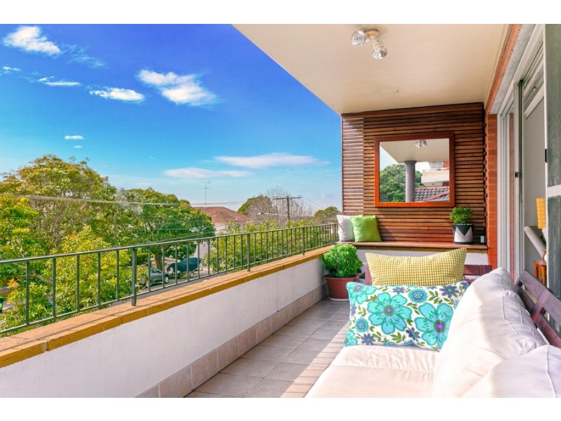 1/6 Regent Street, Dee Why NSW 2099