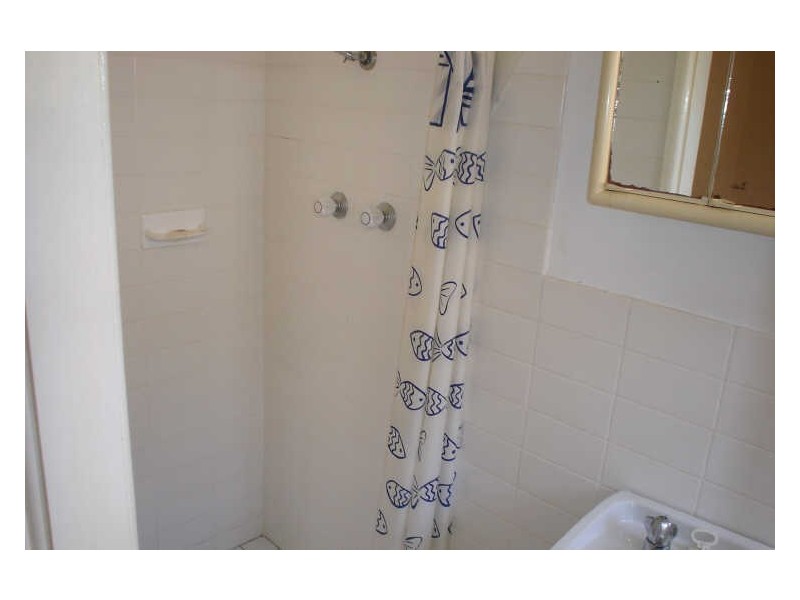 1/13 Wheeler Parade, Dee Why NSW 2099