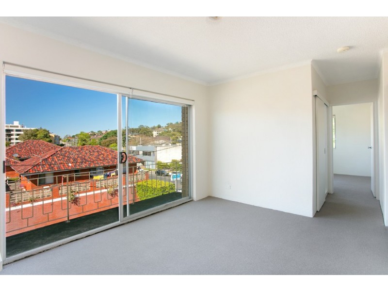 8/3 Francis Street, Dee Why NSW 2099