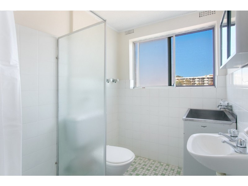 8/3 Francis Street, Dee Why NSW 2099