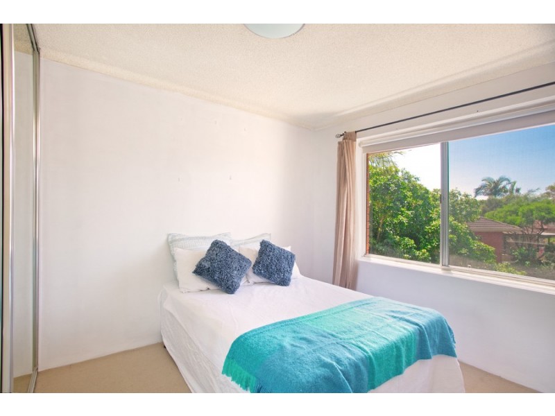 10/7 Clarence Avenue, Dee Why NSW 2099