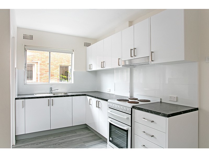 4/83 Pacific Parade, Dee Why NSW 2099