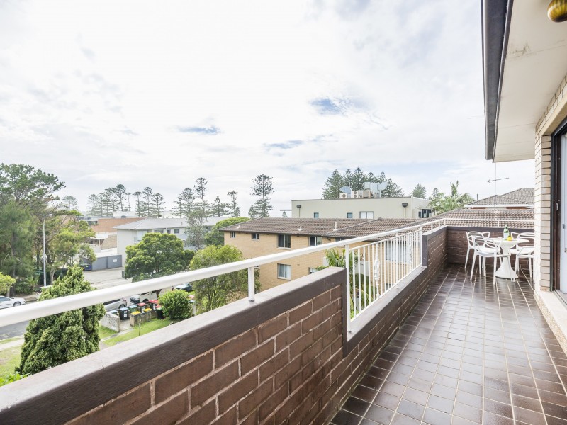 16/119 Oaks Avenue, Dee Why NSW 2099