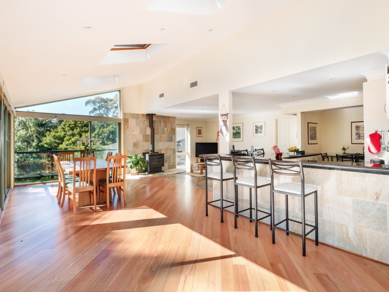 32 James Wheeler Place, Wheeler Heights NSW 2097