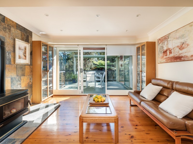 32 James Wheeler Place, Wheeler Heights NSW 2097