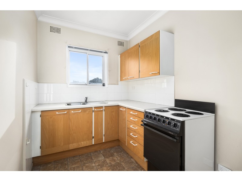 9/20 Pacific Parade, Dee Why NSW 2099