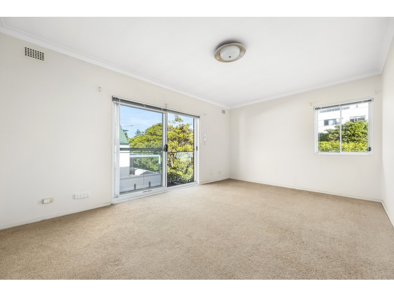 9/20 Pacific Parade, Dee Why NSW 2099