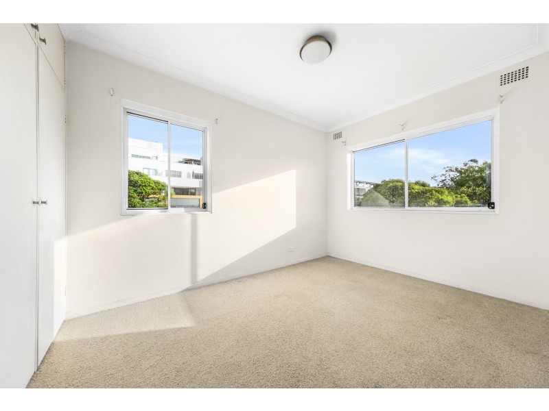 9/20 Pacific Parade, Dee Why NSW 2099