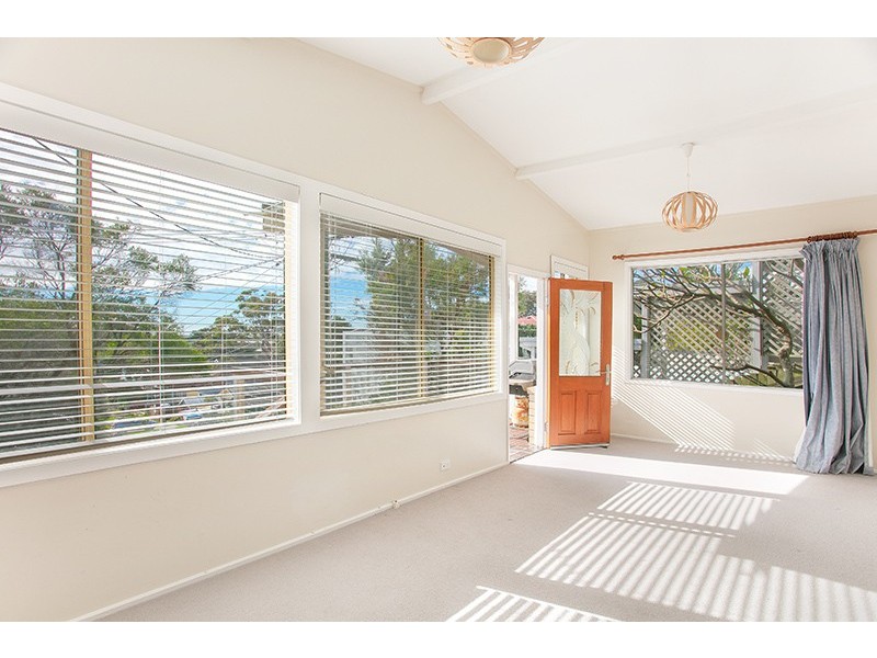 25 Undercliffe Street, Dee Why NSW 2099